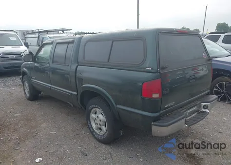 2002 Chevrolet S Truck S10 из США, поврежденный, VIN 1GCDT13W82K146488